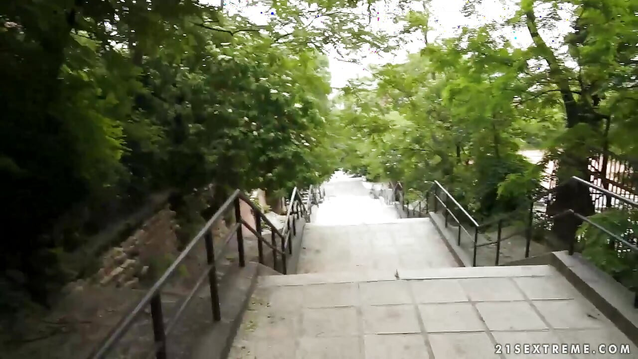 صديقة سمراء لطيفة ستفعل أي شيء أطلبه