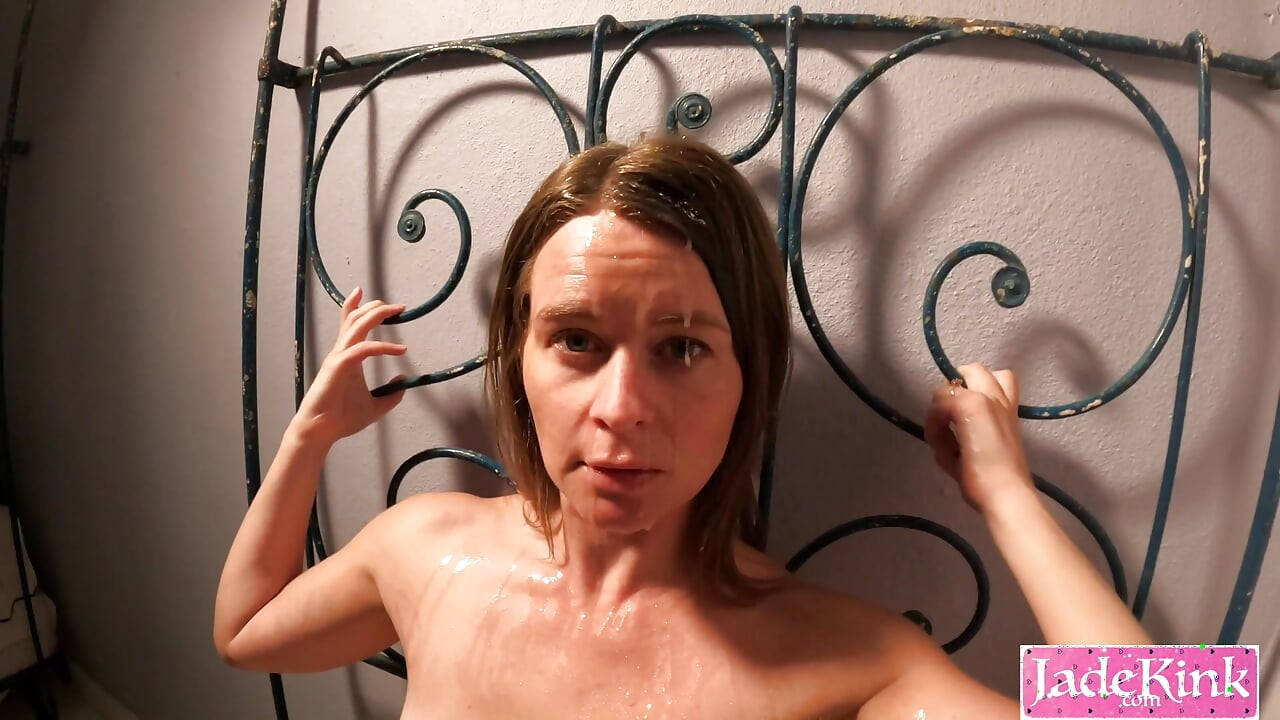 Submissive Girlfriend Jade Kink's Cumshot Bukkake Fetish