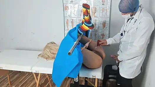 Clandestine Gynecologist Didn't Know He Was Being Filmed!