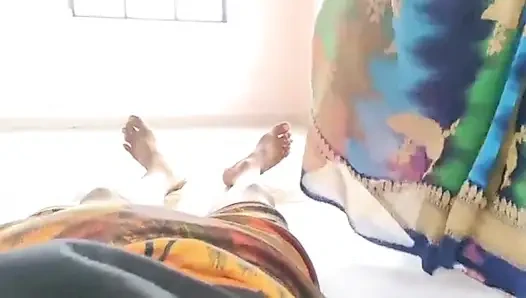 Hintli hizmetçi patronuyla sikişiyor