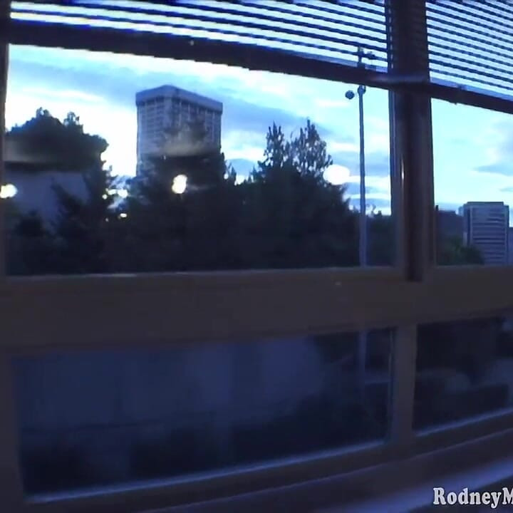 Eski kıllı kız sikişiyor vid döl yutuyor! Ruby Reed