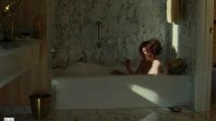 Amanda Seyfried - Lovelace (scene de nud)