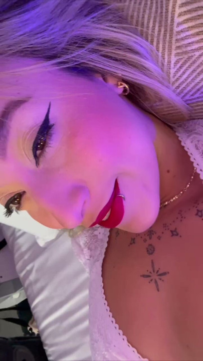 Sultry Blonde Beauty