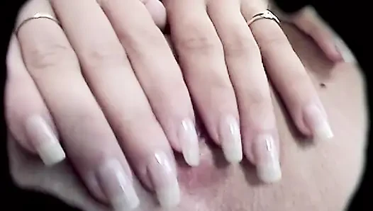 Dengan Pacar Lebah Seksi
