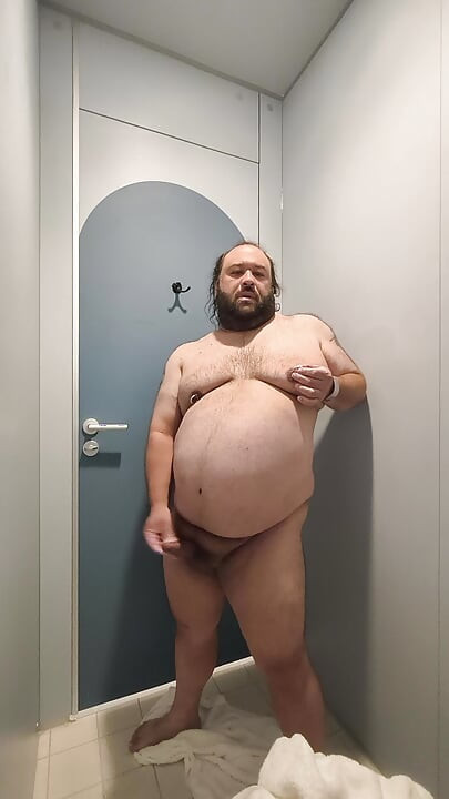 Buiseqy pool stall