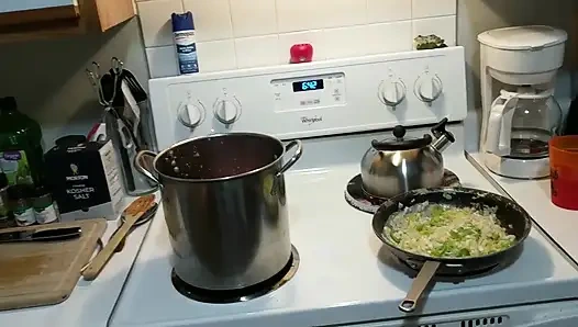 Döl pişirilmiş 3 pırasa chili ve yağlı elle muamele