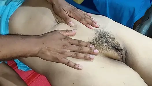 Ben bakireyim ve Tamil Hintli x videosundan ilk üvey kız kardeşim.