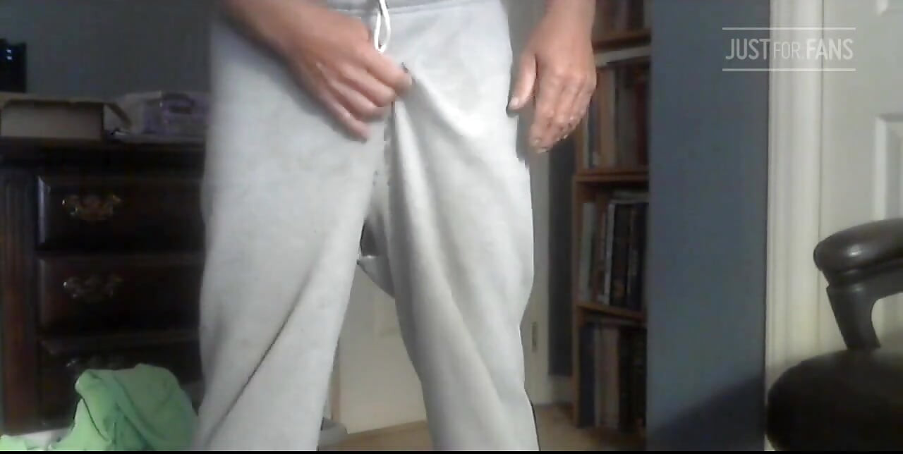 Vazando em My Sweats