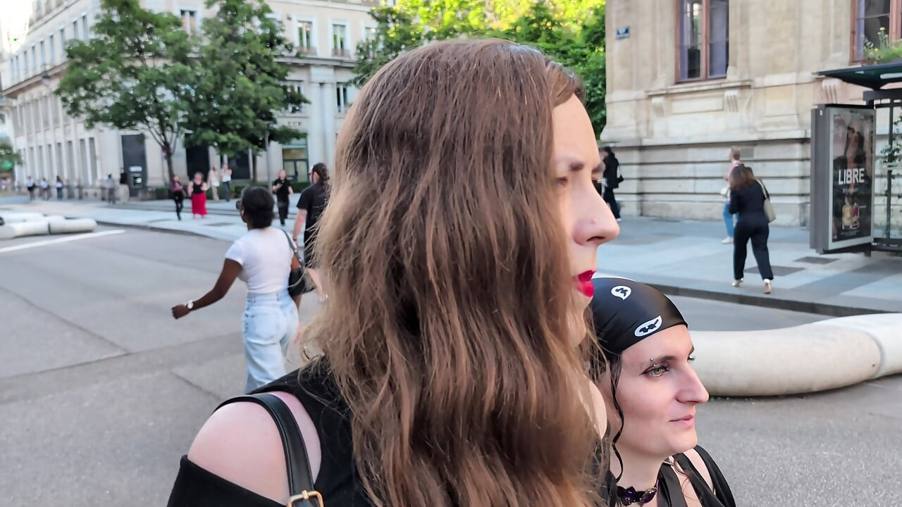 Wir bleiben im aufzug stecken, bevor wir zu einer kinkparty gehen - VLOG