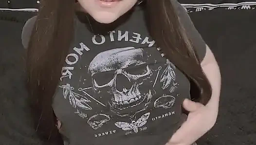 Genç Sevimli Latin Kız Boşalana Kadar Mastürbasyon Yapıyor