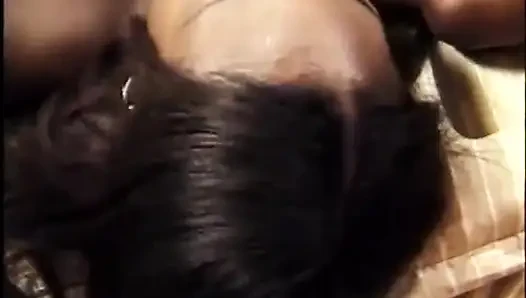 Pesta seks penetrasi memek dan dildo disepong sama kontol besar