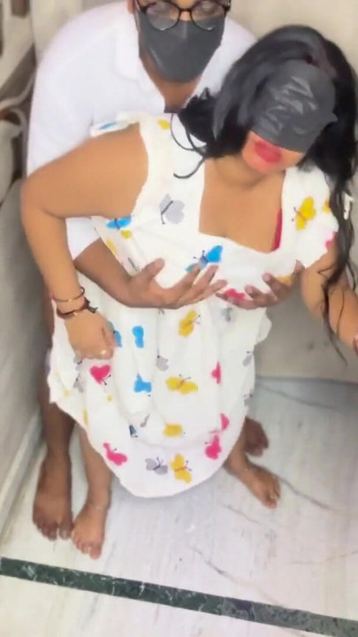 Beautiful Bhabhi Gets Roughly Fucked By Padosi On The Living Room Sofa | Clip 1