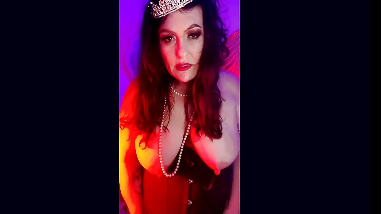 HOmewrecking BBW Babe SanDiego8383 bdegs fotr her married lover's cock