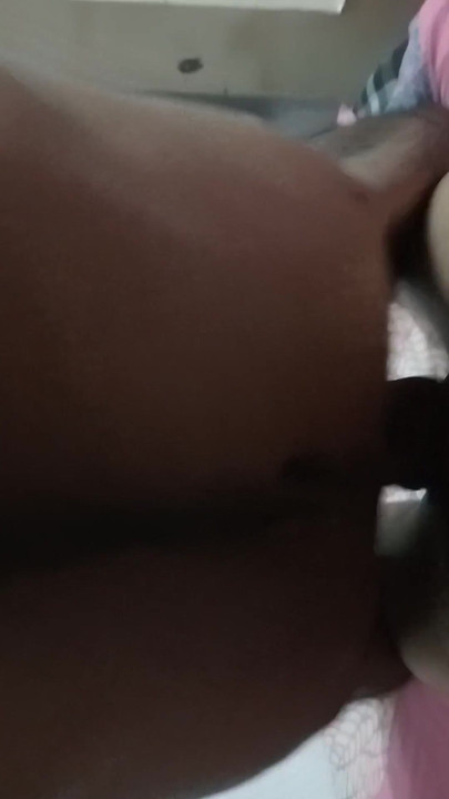 Must-see moment from "Sexy girlfriend is bouncing on the land"