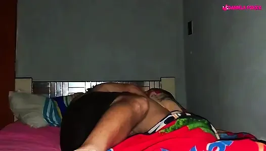 I'll fuck my stepsister by sneaking into her room at midnight