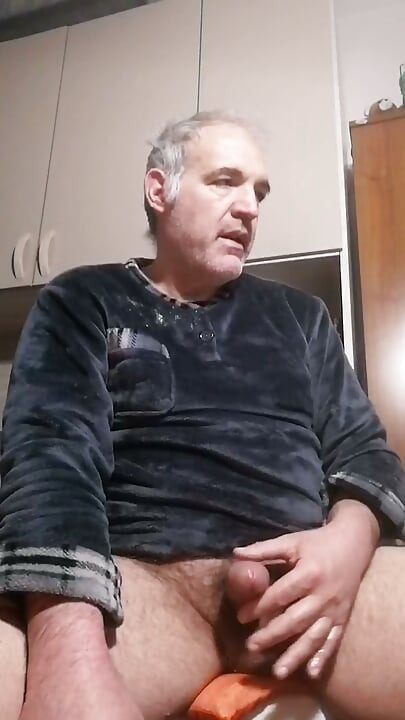 Je moet mijn harde lul likken, toch!
