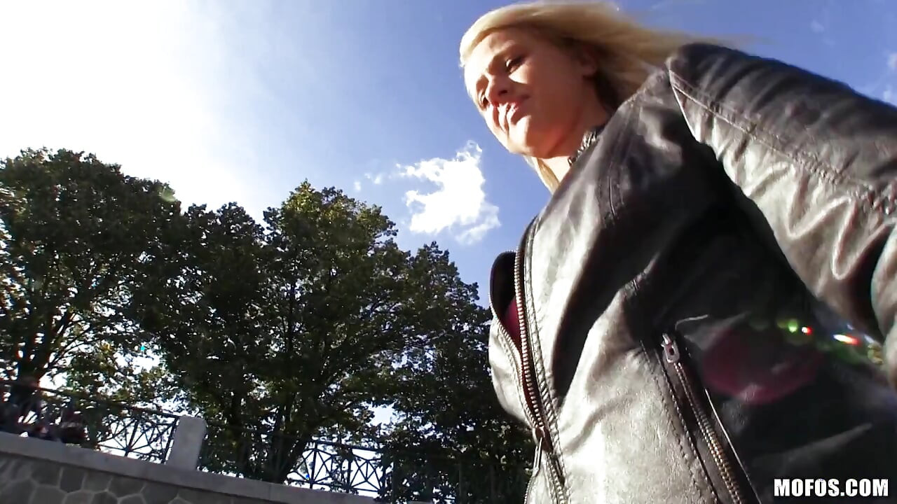 Public Pickups - Cute Amateur Blonde Tonya Loves Cock