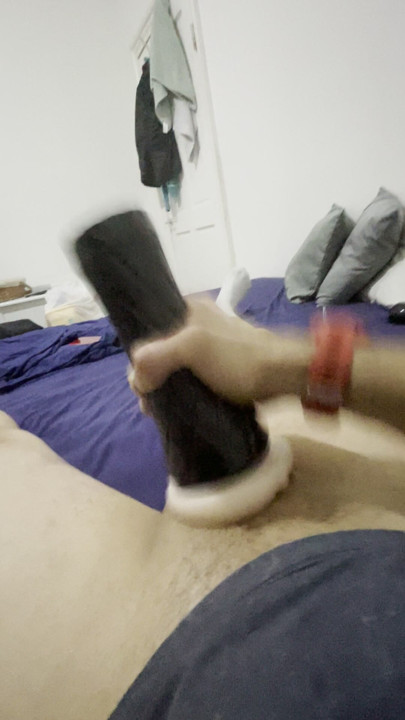 Smash the fleshlight pussy