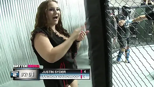 Cewek nakal ini dientot habis-habisan sama kontol besar sampai menganga lebar