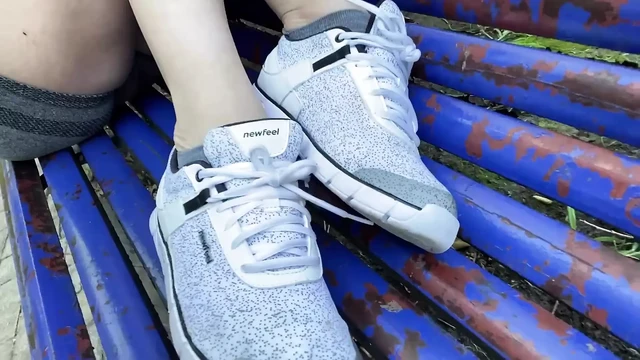 OutDoor Dirty Shoes Feet Smelling