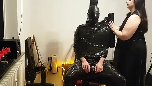 Foil Bondage Slave Bagian 2 - film cling mummified and edged to Madness