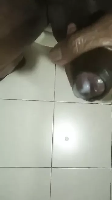 Cumshoot 2