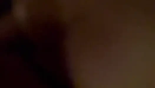 Von hinten in ihre enge muschi penetrieren