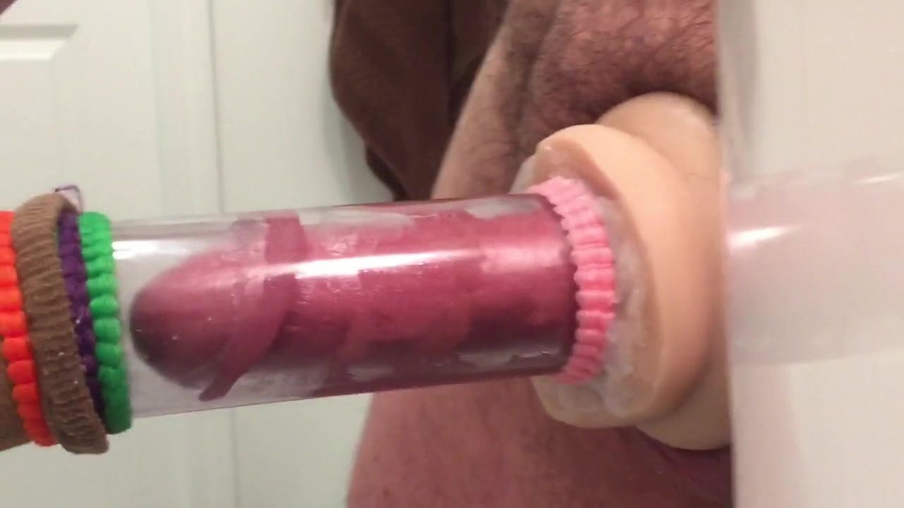 美丽的鸡巴在阴茎泵