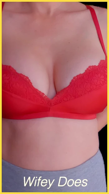 Wifey looks amazing in hot pink bra.