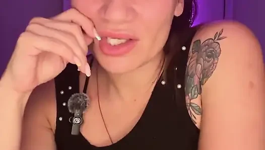 Video Call dengan Kakak Tiri Anda Menjadi JOI