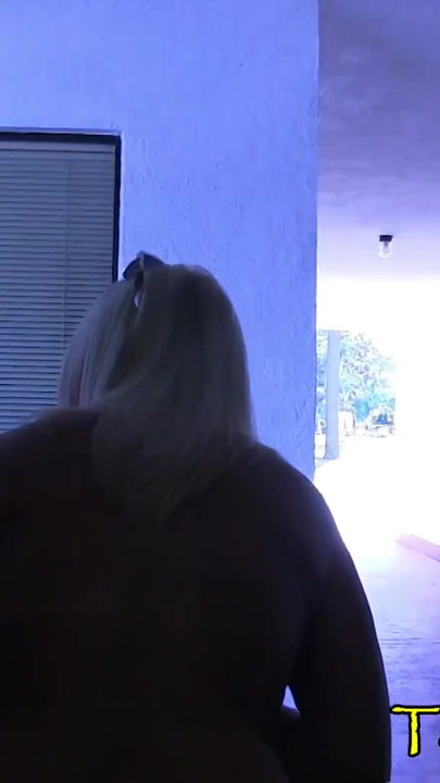 Must-see moment from "Who Needs Clothes in Public Anyway?"