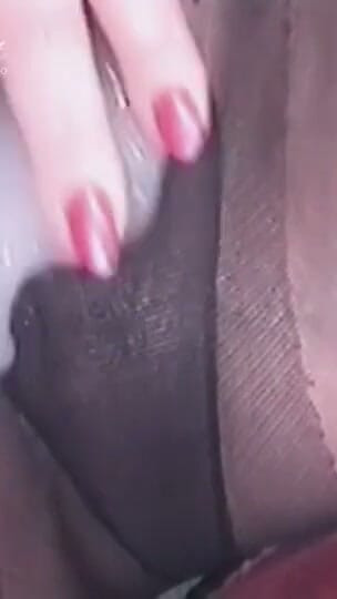 Milf whore masturbates in sexy nylons | Clip 1