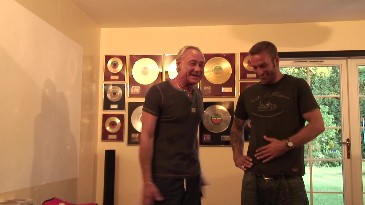 Nikky Blond Does The Daddie Then His Son