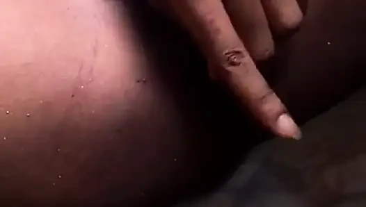 Seks anal dan memek adik tiriku di hari keseharian