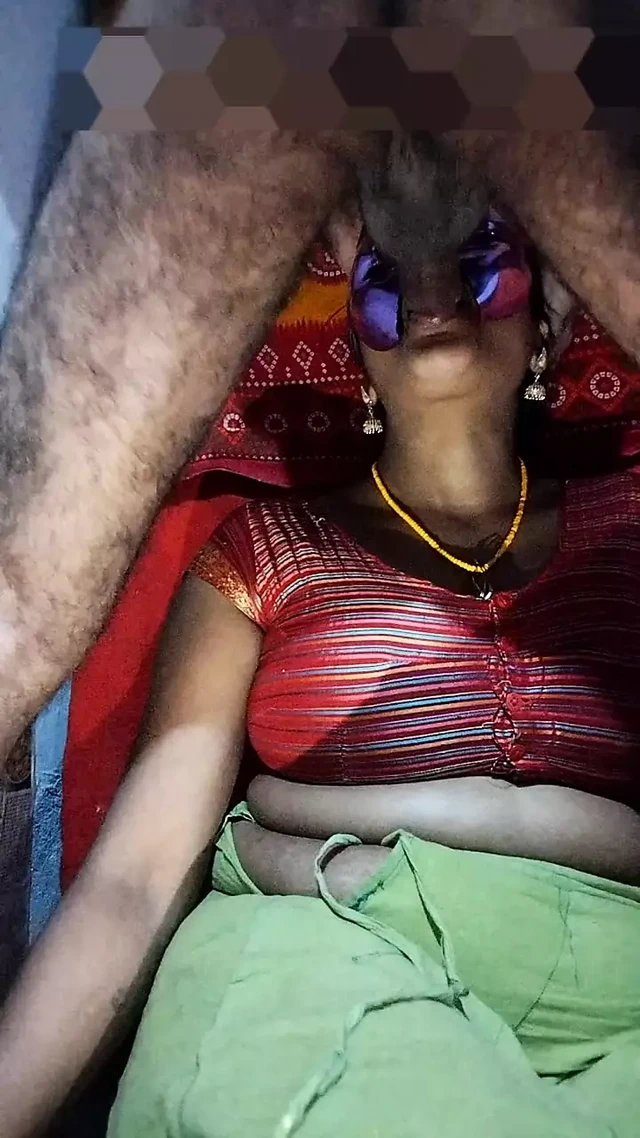 Desi bhabhi Ki mast deepthoret hard chudai