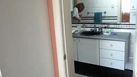 I Receive Big Cumshots in My Hairy Pussy and in My Ass with My Jeans on