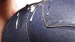jeans fetish, jerking off to a juicy ass in jeans