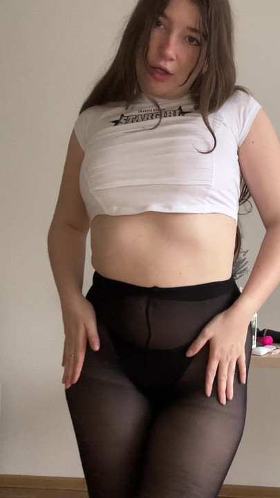 Wanna explore my curves?💋