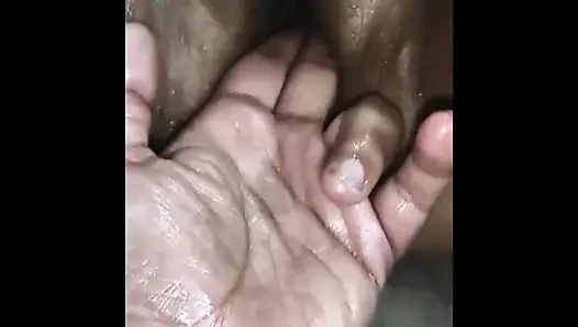 Desi bhabhi ki oil lagakar mast chudai