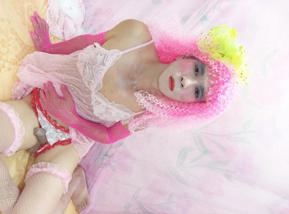 Oanh Le transgender wearing sexy clothes selfie cups tinh