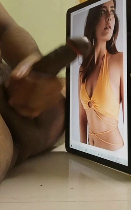 Raashi Khanna ateşli sürtük