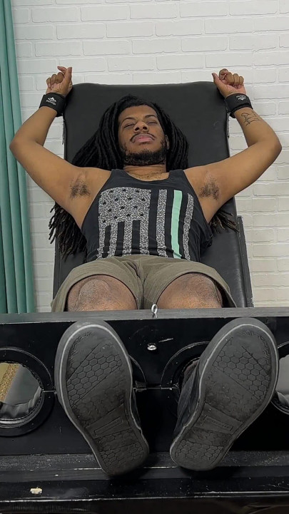 J eindelijk in de kietelstoel