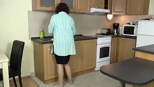 Ginger Mature German Housewife with Naturals Gets Pounded at Home