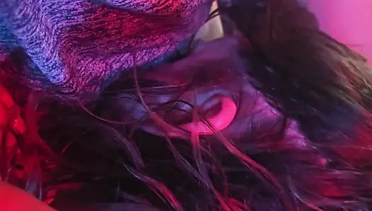 Delilah bekommt von 2 den mund gefickt