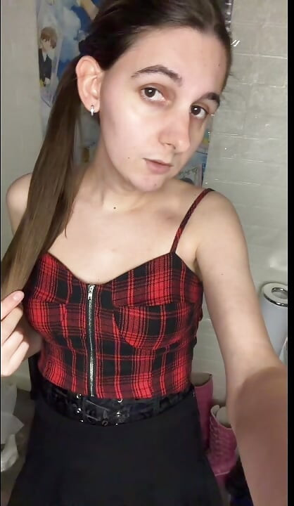 Trans-Girl versucht, dich in Keuschhaltung zu dominieren – würdest du dich unterwerfen? Jessiesissy Adventures