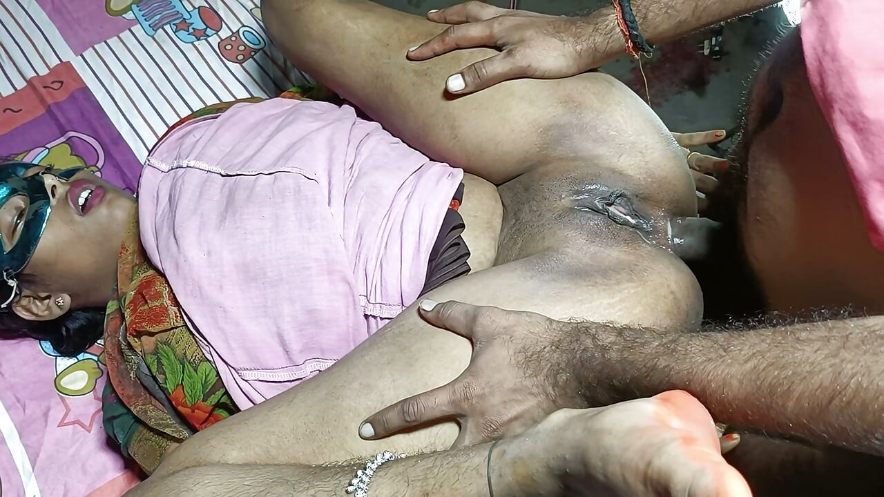 Ass fucked bhabhi brother-in-law ke cock se mast ass fucking missionary style in Hindi audio