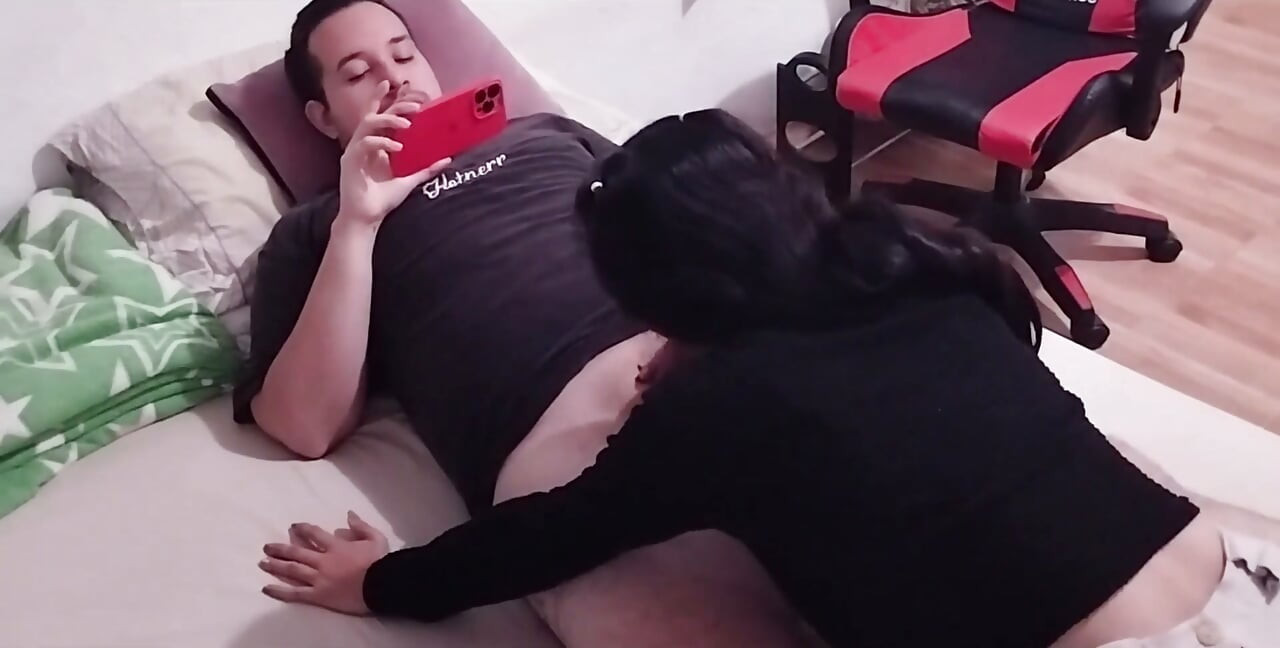 What a Delicious Blowjob the Neighbor's Wife Across the Street Gives Me