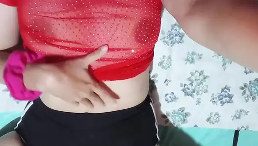 Ich wachte auf und fiel auf den schwanz meiner stiefcousin und kam am ende auf seinen schwanz teil 1