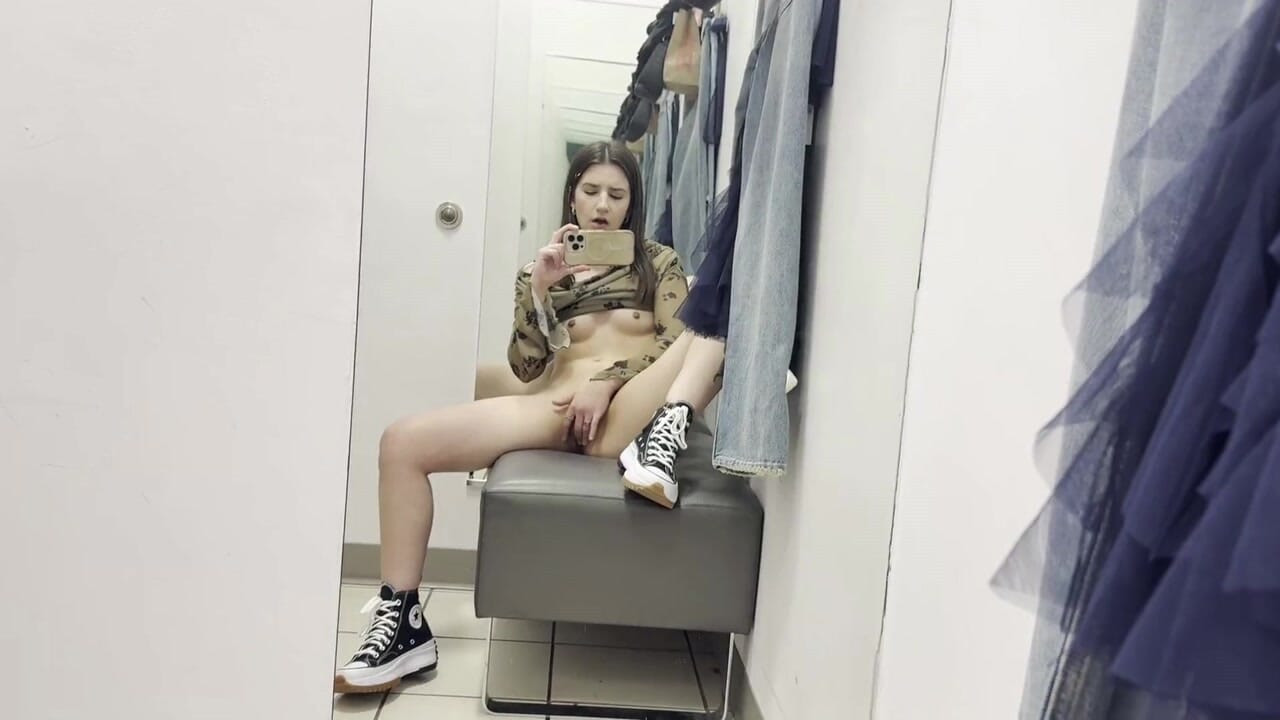 Solo Hot Teen With Perfect Ass Masturbate In Public- Almost Got Caught