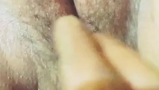 Çarpıcı tıkaçlı hamile kadın